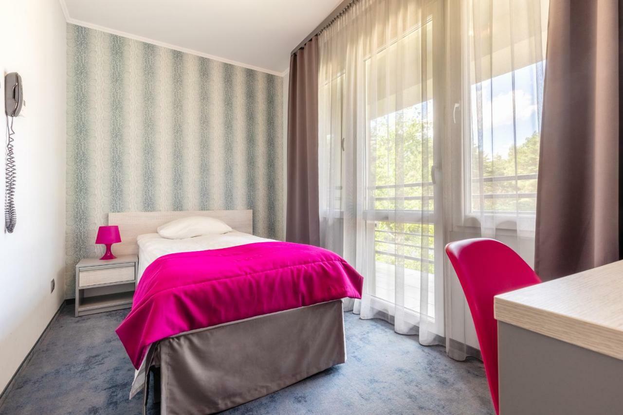 Hotel Perlowy 奥克宁卡 外观 照片